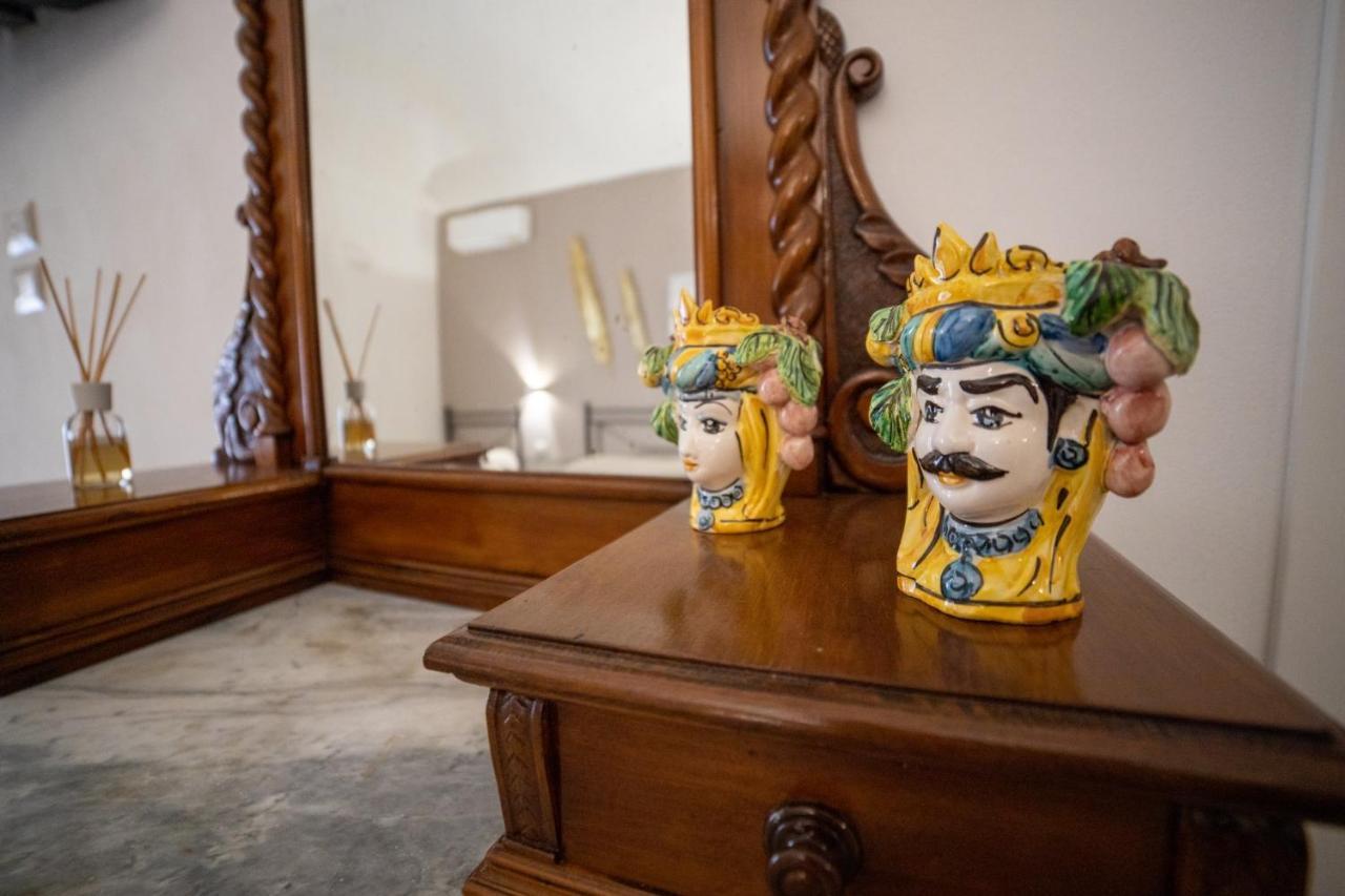 B&B Palazzo Loreto Авола Экстерьер фото