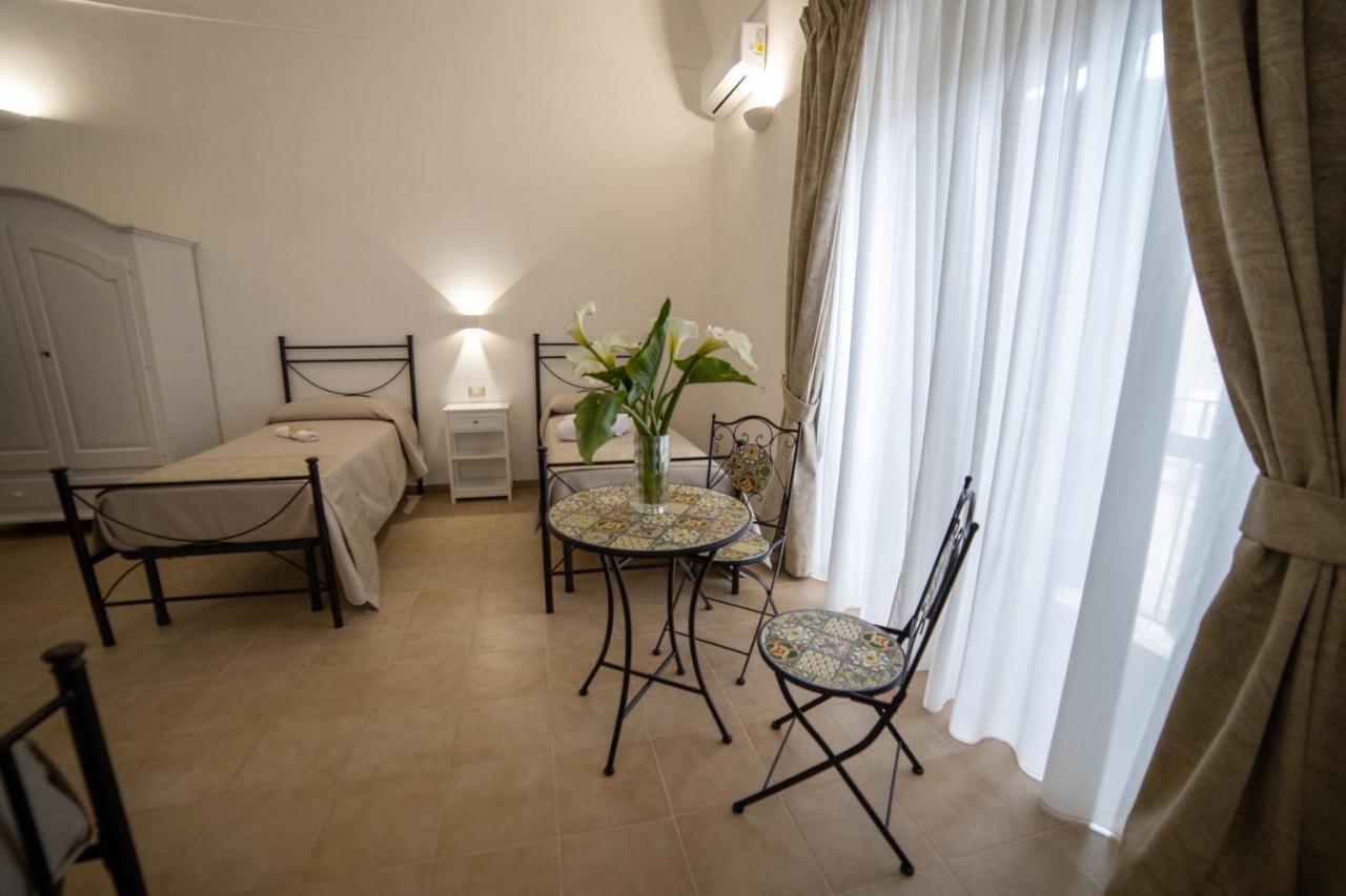 B&B Palazzo Loreto Авола Экстерьер фото